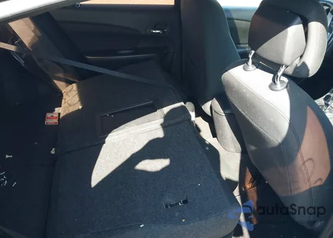 2011 Chrysler 200 Touring from USA, damaged, VIN 1C3BC1FB1BN527957